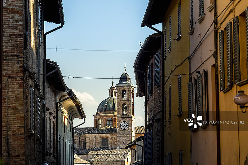 乌尔比诺城市小巷风光图片素材