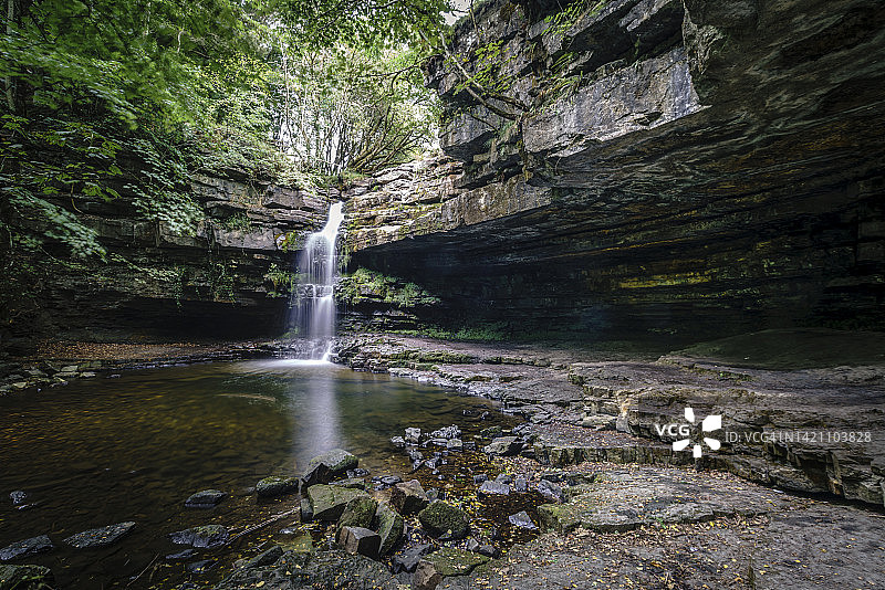 蒂斯代尔的吉布森洞穴-萨默福斯瀑布图片素材