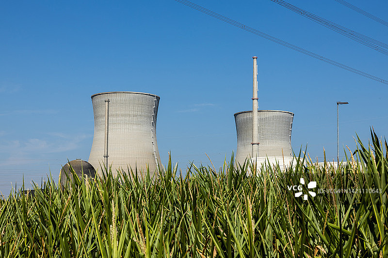德国巴伐利亚州贡德雷明根核电站图片素材