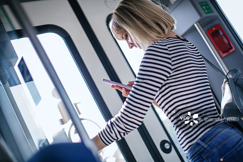 查看我的交通应用程序图片素材