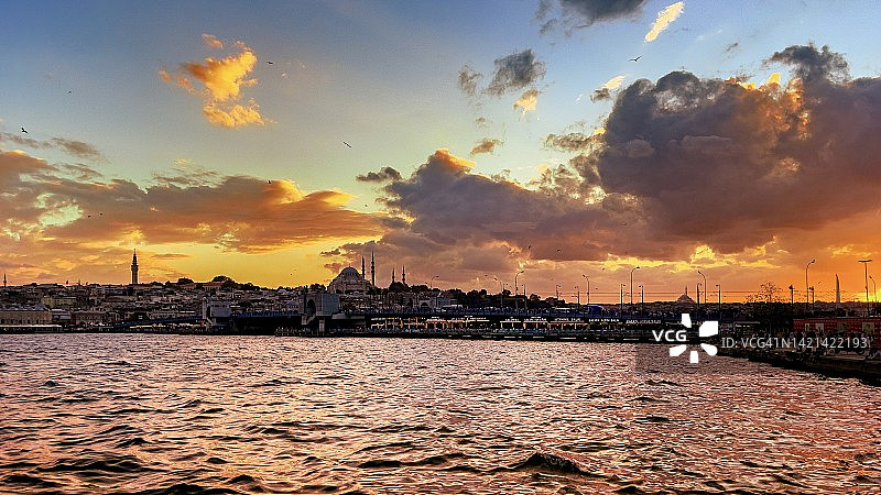 伊斯坦布尔金角湾日落图片素材