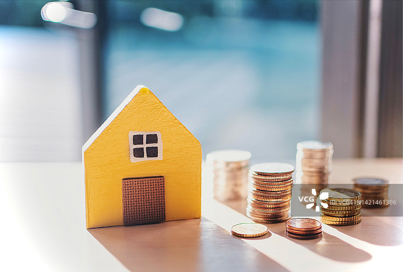 家庭概念，家庭储蓄图片素材