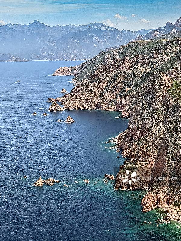 波尔图海湾悬崖鸟瞰图图片素材