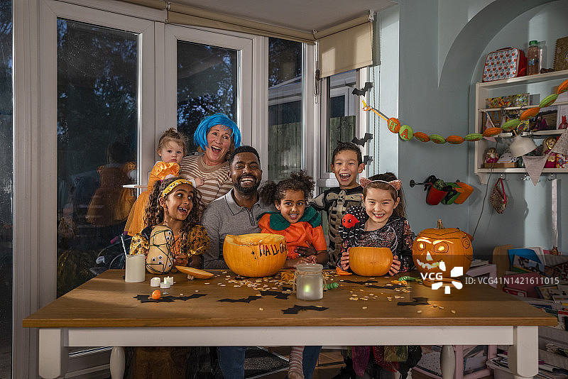 为重要活动感到兴奋图片素材