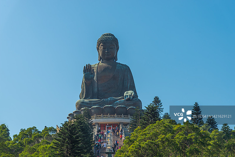 香港大屿山昂坪大佛的楼梯图片素材
