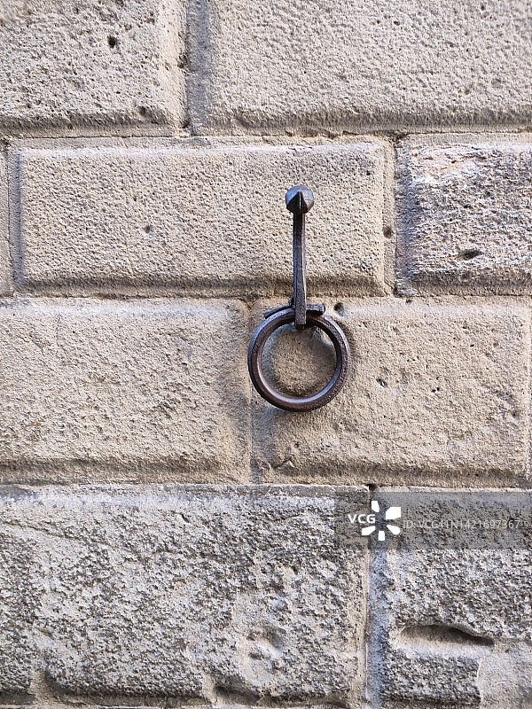 墙上的戒指图片素材