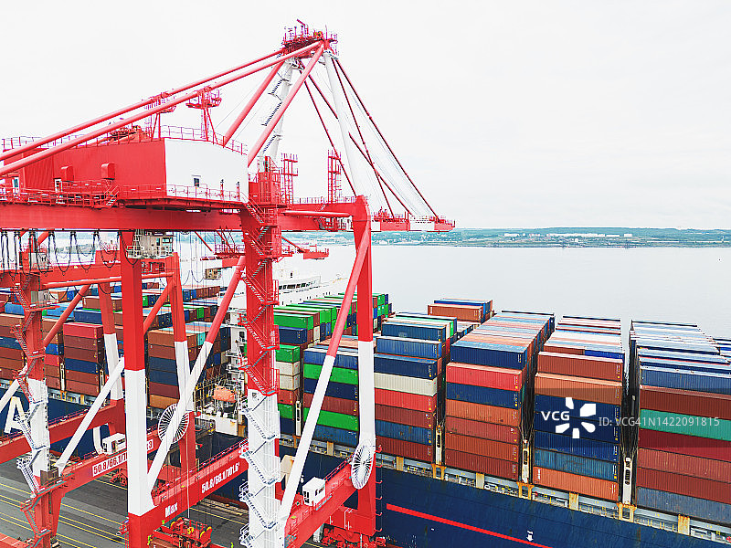 港口集装箱船图片素材