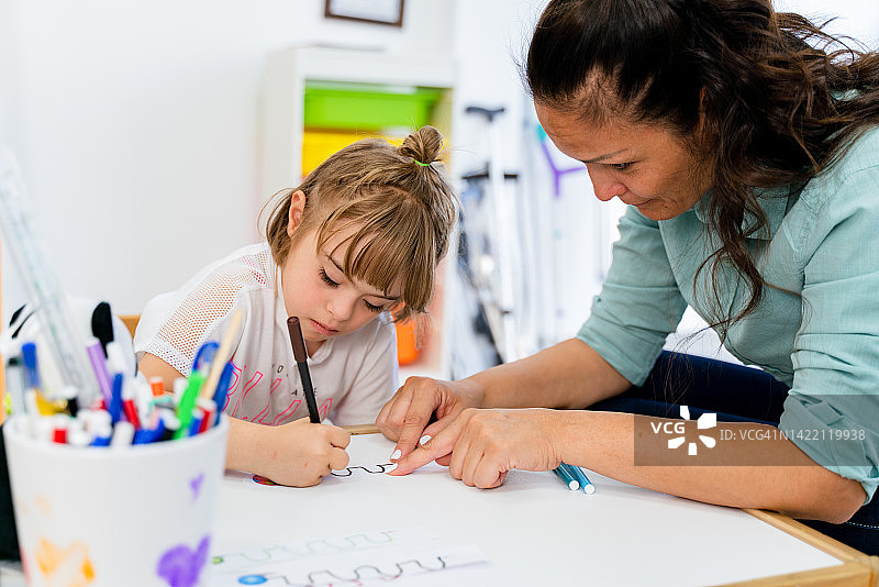 唐氏综合症初学阅读者的成功策略图片素材