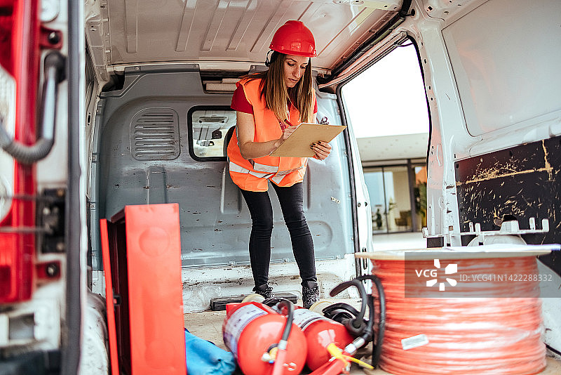 女操控员图片素材