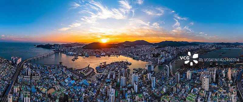 釜山市日落天际线图片素材
