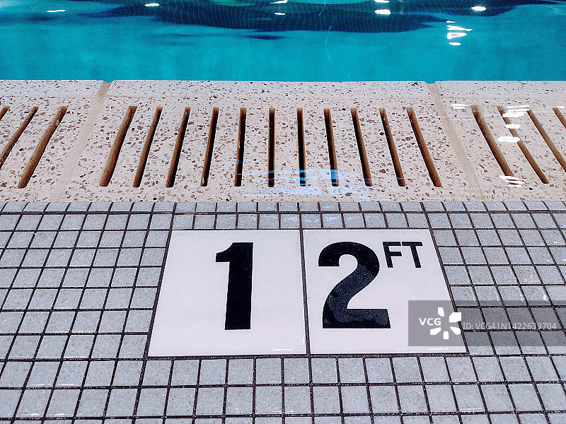 室内游泳池图片素材