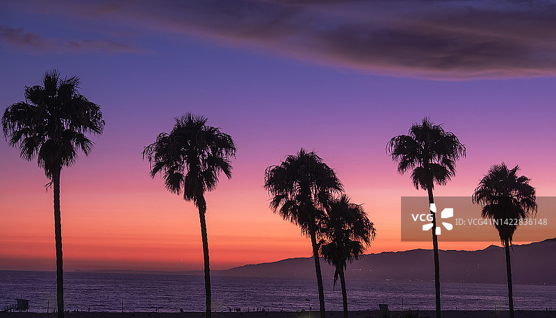 圣莫尼卡日落时分图片素材