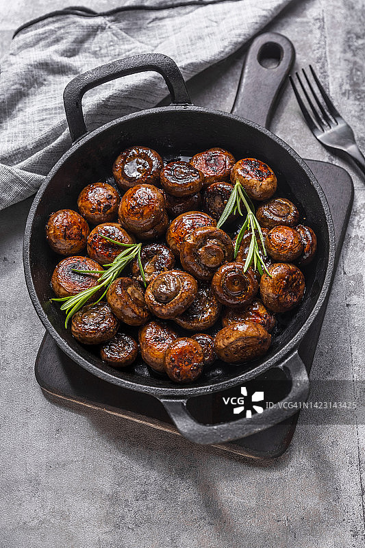 蘑菇锅图片素材