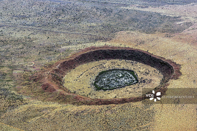 狼溪陨石坑图片素材