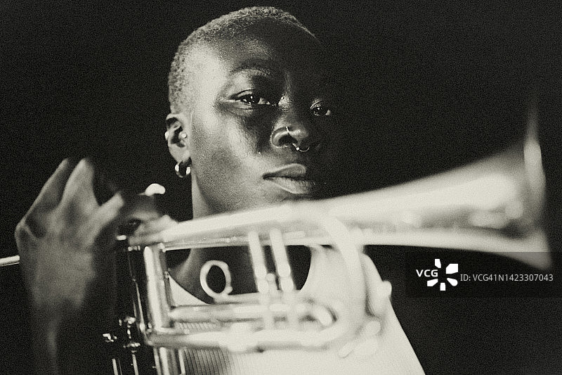 那是爵士乐！图片素材