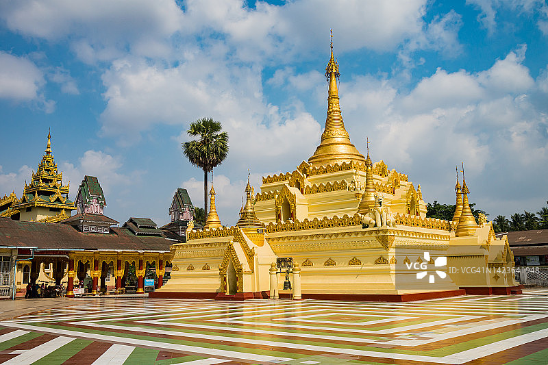 缅甸孟邦直通瑞萨扬佛塔图片素材