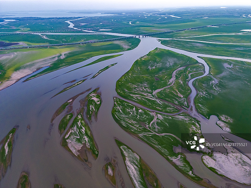 中国江西鄱阳湖的干旱景象图片素材