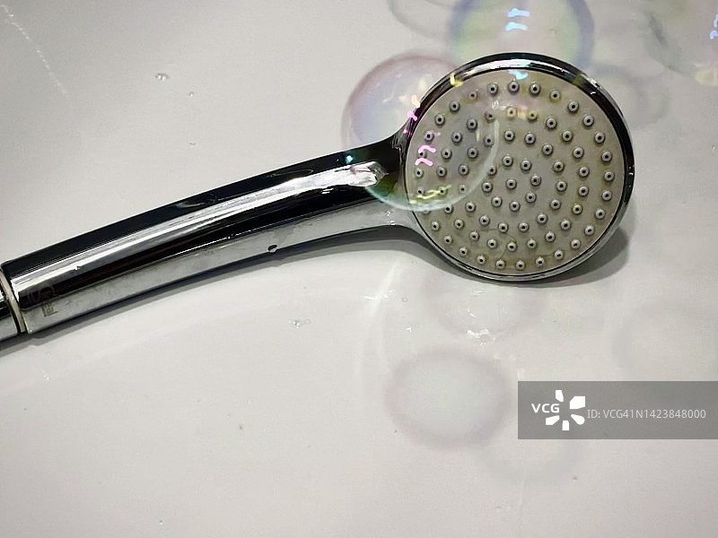 带气泡的淋浴图片素材