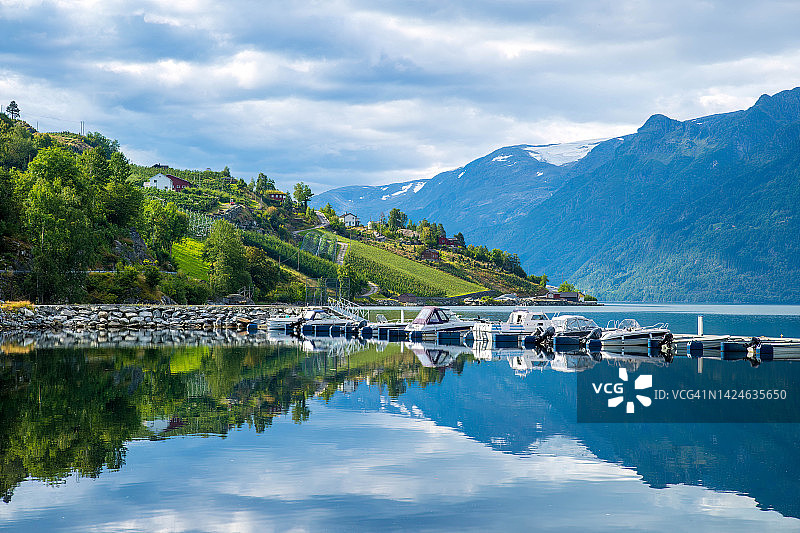 挪威哈当厄尔峡湾图片素材