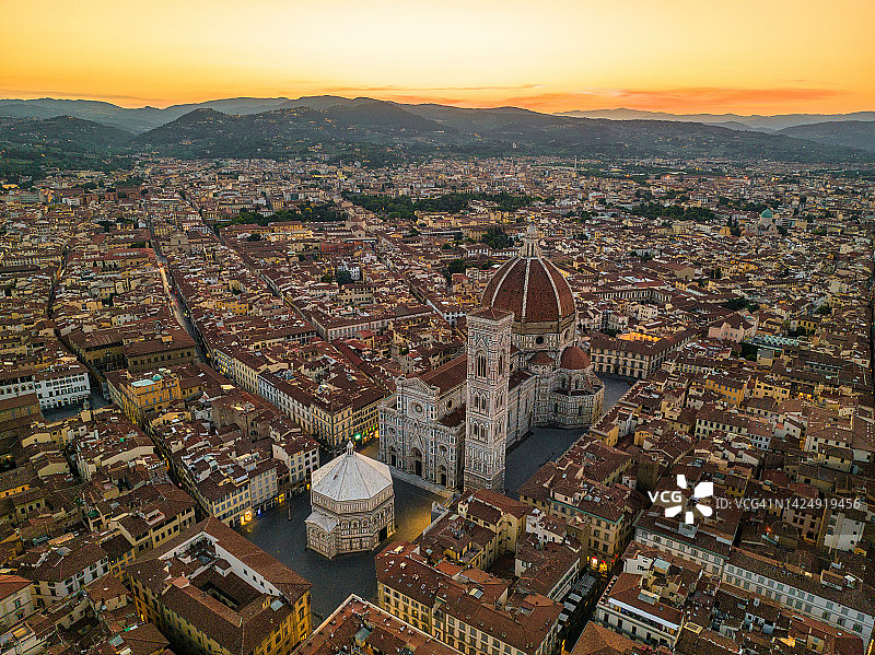 意大利佛罗伦萨主教座堂广场鸟瞰图图片素材