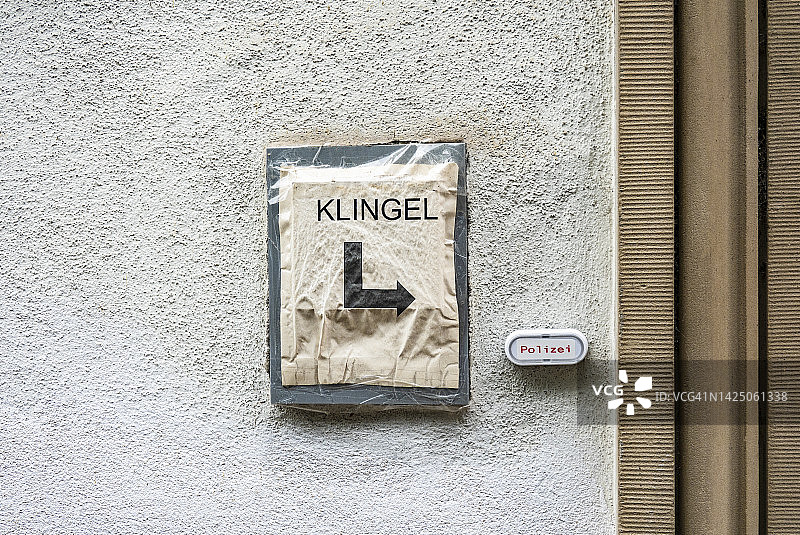 警察局带箭头的门铃图片素材