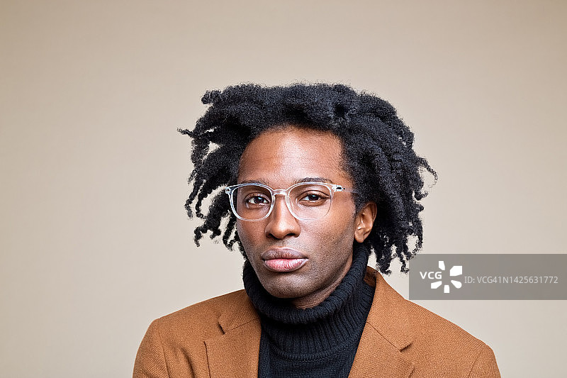 优雅男士肖像图片素材