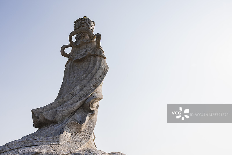 妈祖雕像（中国沿海地区和东南亚人民供奉的海神）图片素材