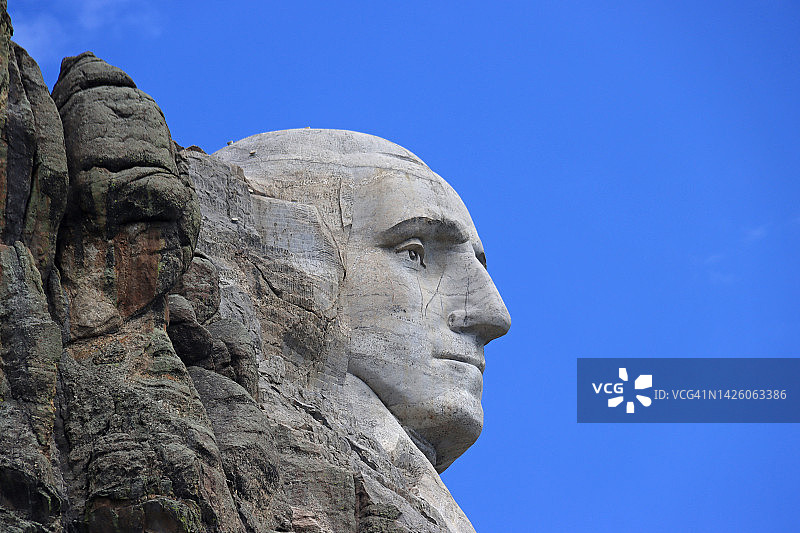 拉什莫尔山上乔治·华盛顿总统雕像图片素材