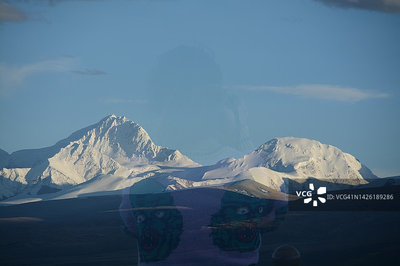 中国西藏的雪山户外自然风光背景素材图片素材