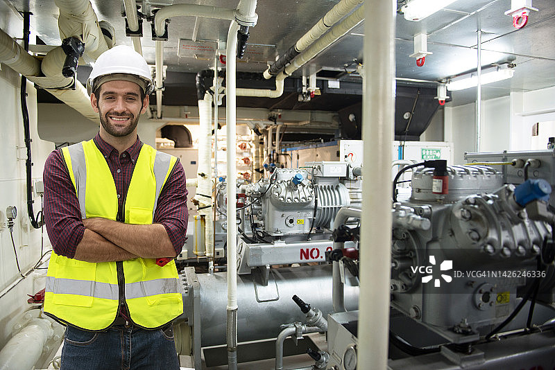 机房里的工程师图片素材