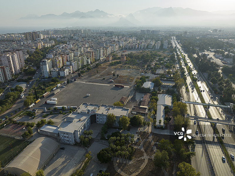 立交桥和道路交叉口航拍图片素材