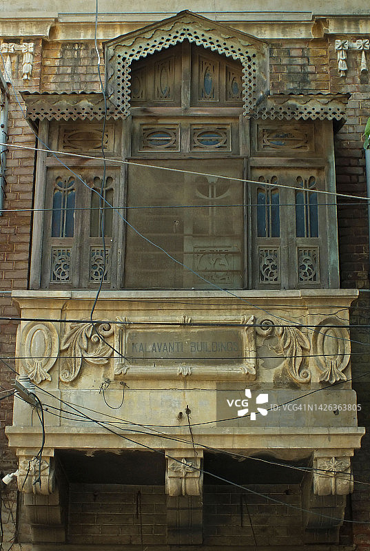 街道旁的老建筑图片素材