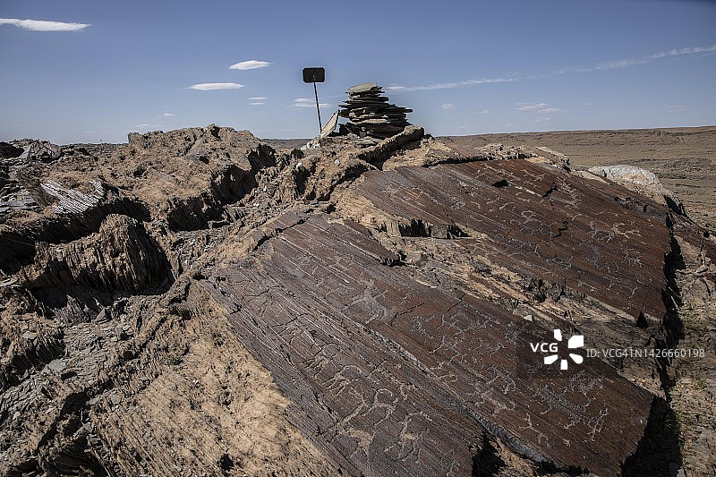 德尔乌尔山岩画群图片素材