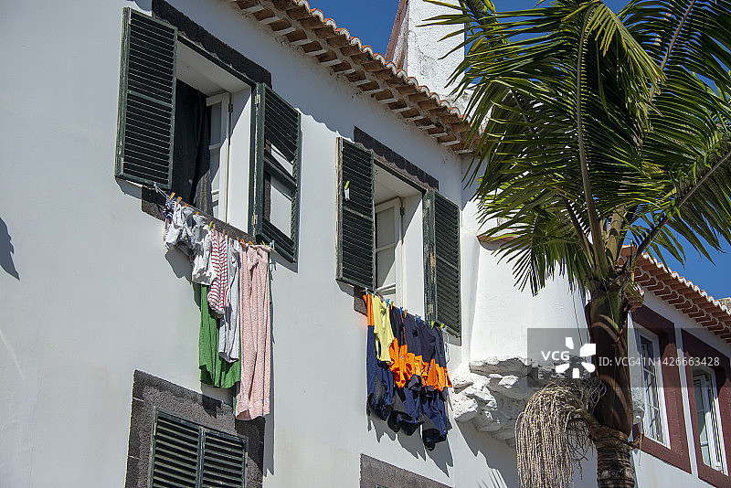葡萄牙马德拉岛丰沙尔的晾衣绳图片素材