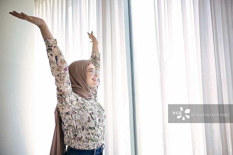 迎接朝阳图片素材