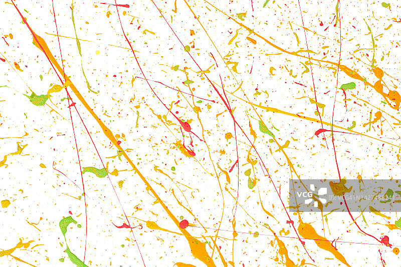 彩色墨水飞溅：明亮材质上的油漆飞溅，彩色圆点，白色纸上的水彩图片素材