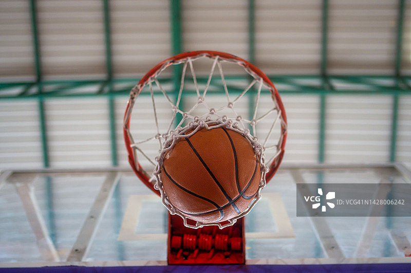 篮球入框图片素材