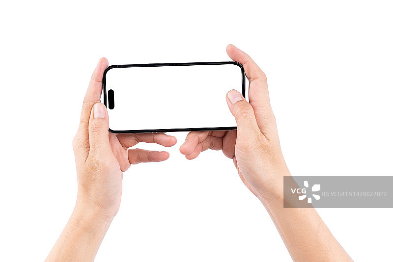 女性手持智能手机拍照，白色背景图片素材