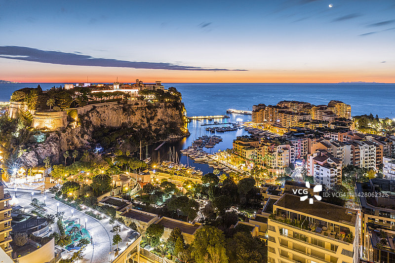 日出时分的摩纳哥公国，蒙特卡洛，法国里维埃拉图片素材