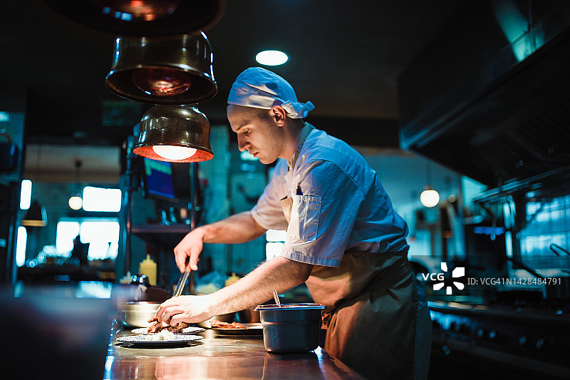 厨师的最后润色图片素材