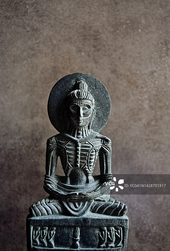 工艺品苦行佛像仿制品图片素材