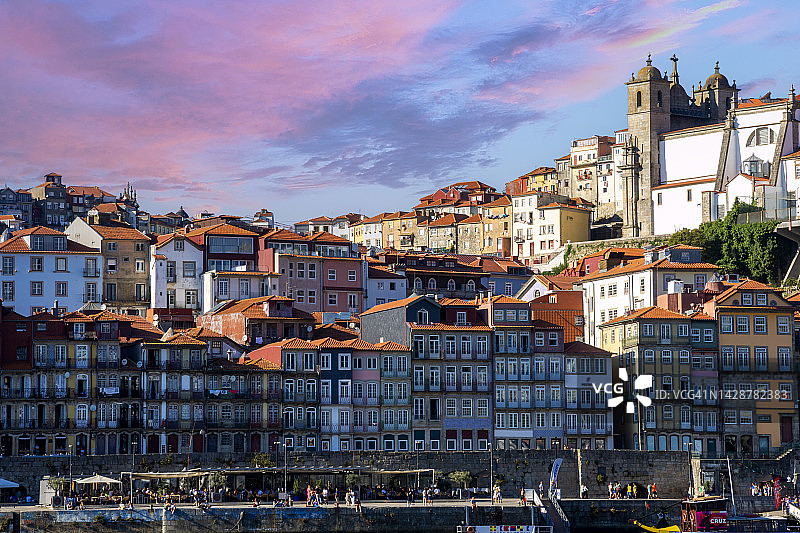 从加亚新城眺望波尔图景色 - 葡萄牙波尔图图片素材