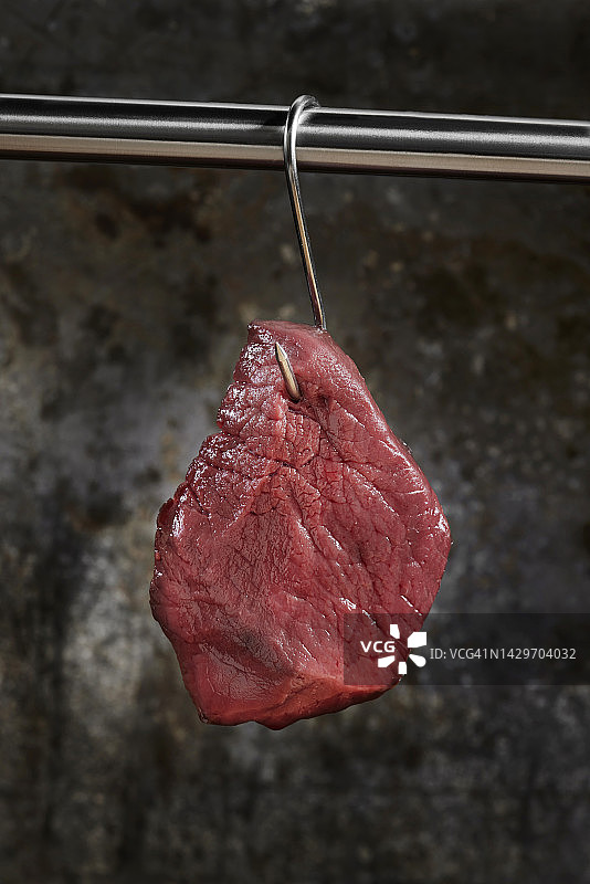 生鲜野牛肉里脊图片素材