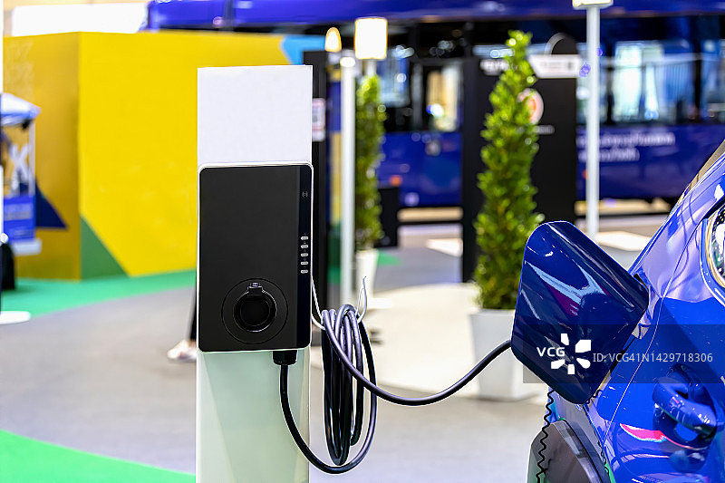 电动汽车充电电源图片素材