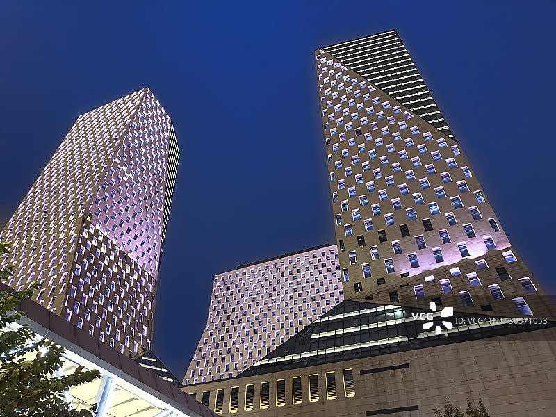 杭州钱江新城建筑灯光效果图片素材