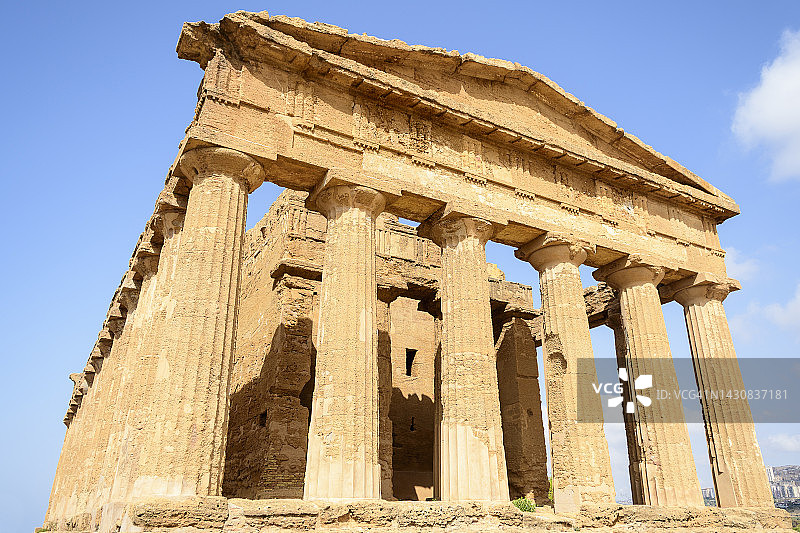 意大利西西里阿格里真托神庙谷的协和神庙希腊遗址图片素材