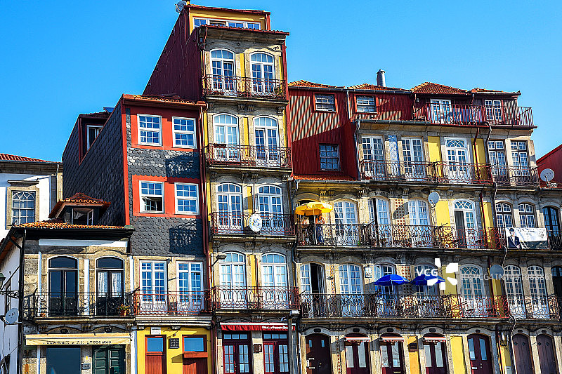 葡萄牙波尔图里贝拉码头图片素材