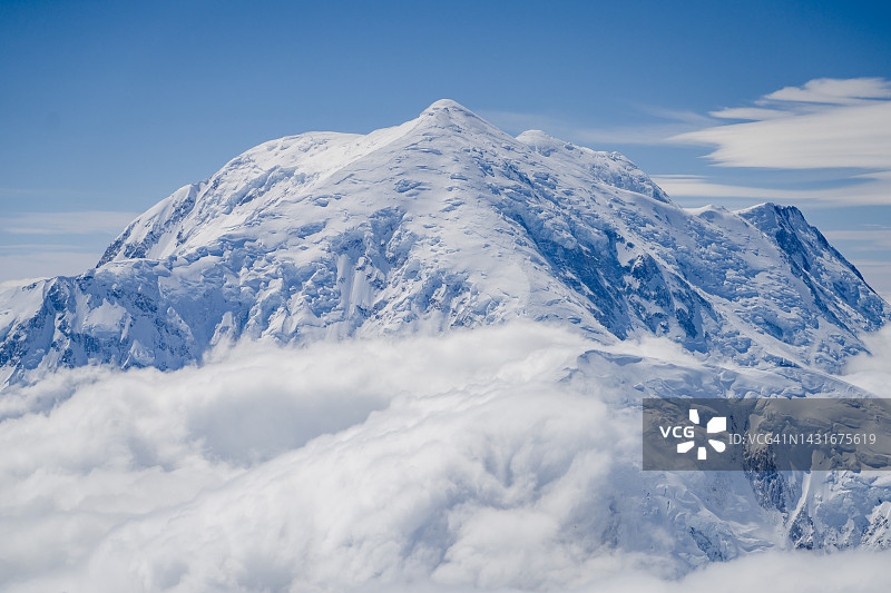 从德纳里看到的阿拉斯加弗雷克山图片素材