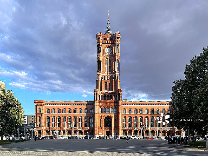 德国柏林老柏林市政厅（“红色市政厅”）外 facade图片素材