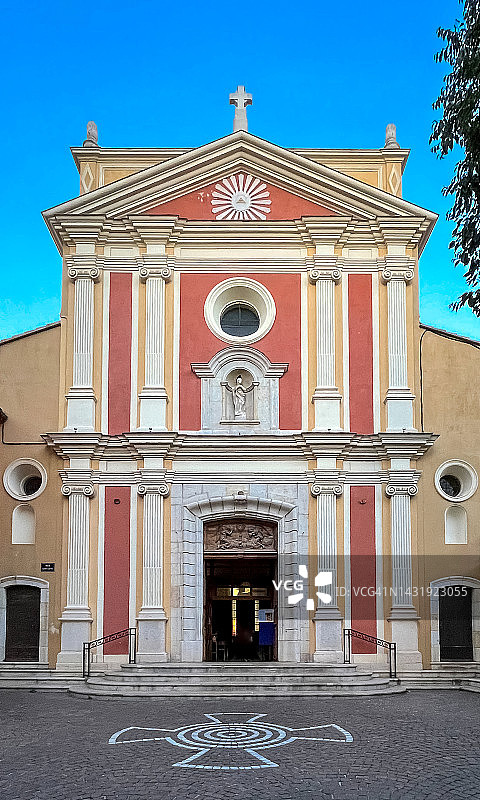 法国蔚蓝海岸昂蒂布大教堂立面图片素材